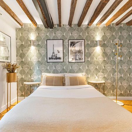 Ultra Central Historical Parisian Flat - Louvre 외부 사진