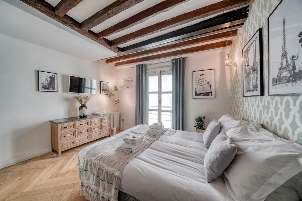 Ultra Central Historical Parisian Flat - Louvre 외부 사진