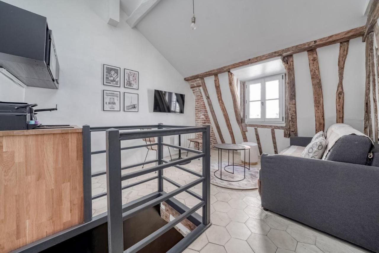 Ultra Central Historical Parisian Flat - Louvre 외부 사진