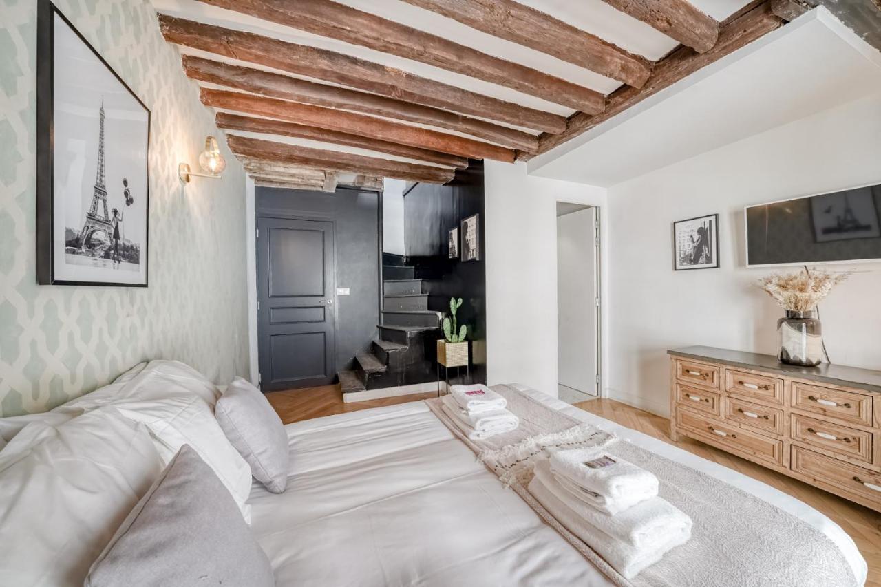 Ultra Central Historical Parisian Flat - Louvre 외부 사진