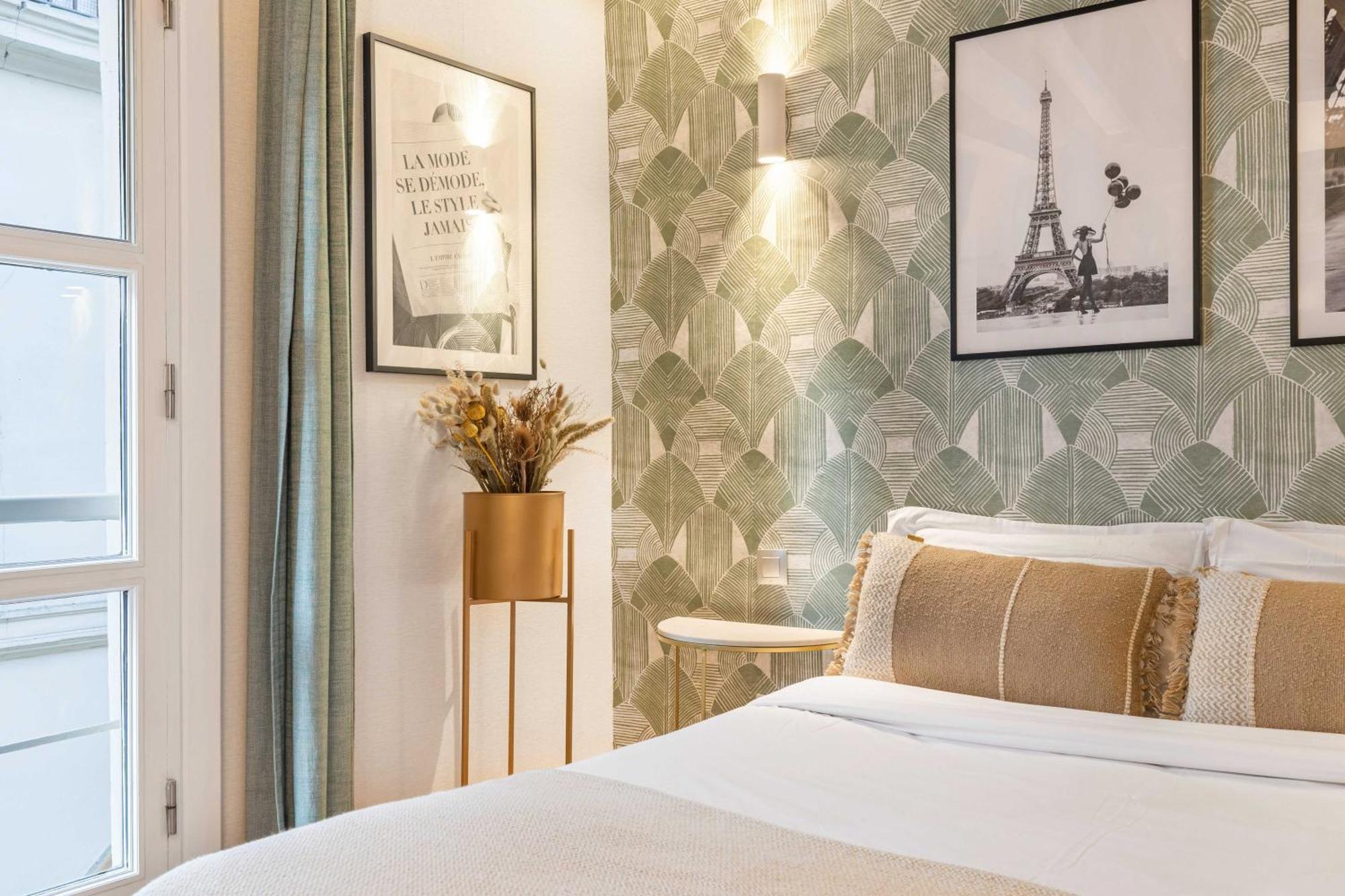 Ultra Central Historical Parisian Flat - Louvre 외부 사진
