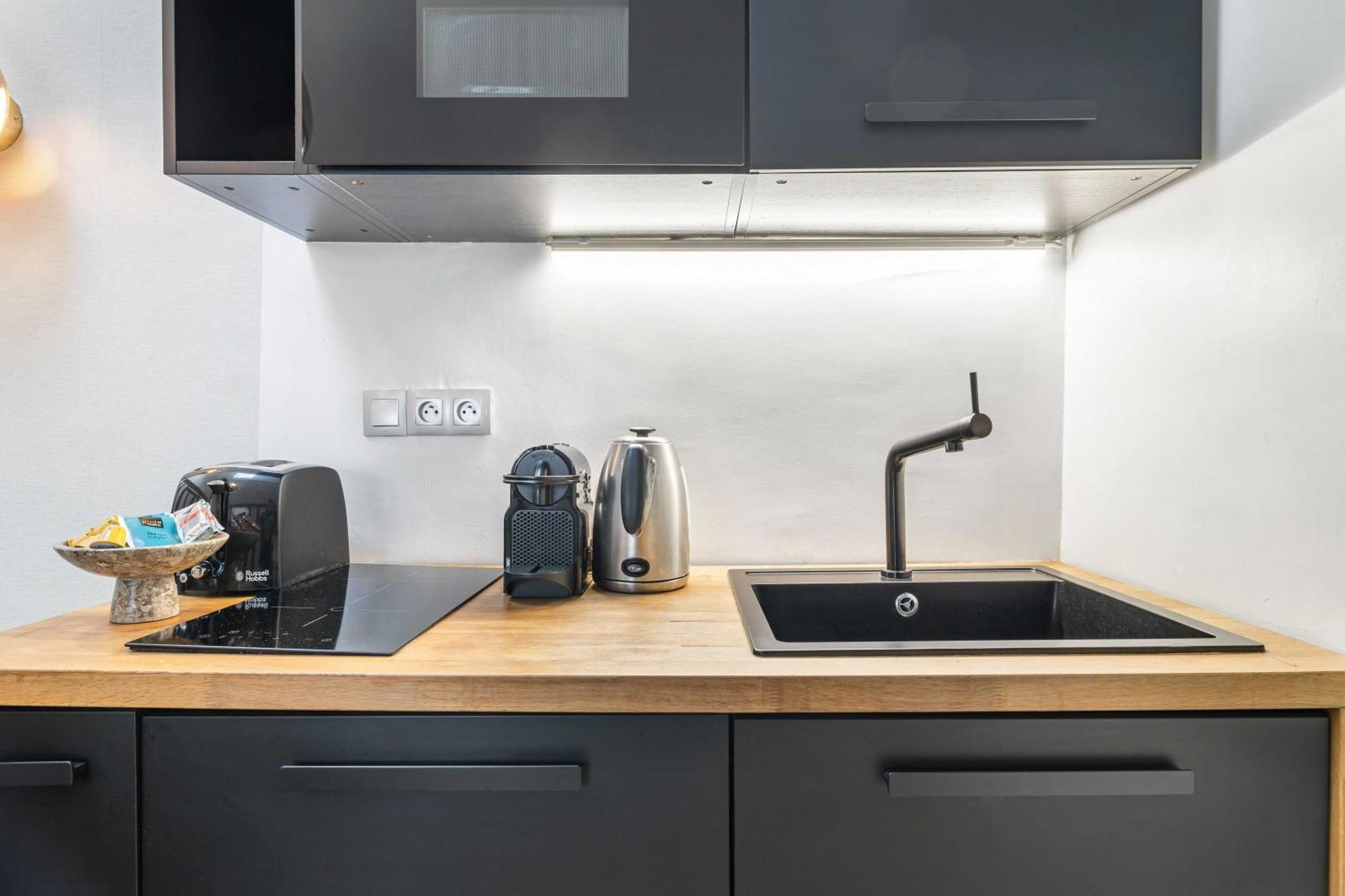 Ultra Central Historical Parisian Flat - Louvre 외부 사진
