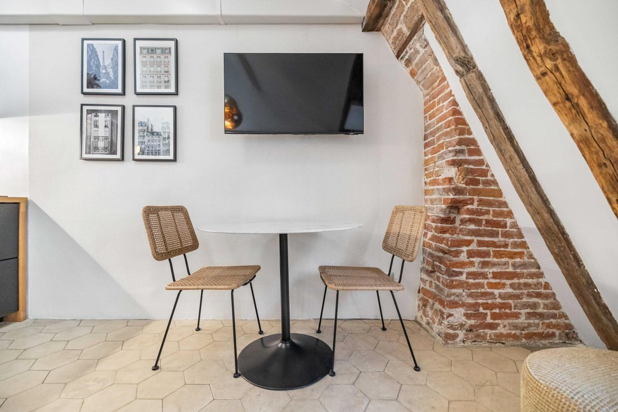 Ultra Central Historical Parisian Flat - Louvre 외부 사진